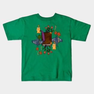 Old book Kids T-Shirt